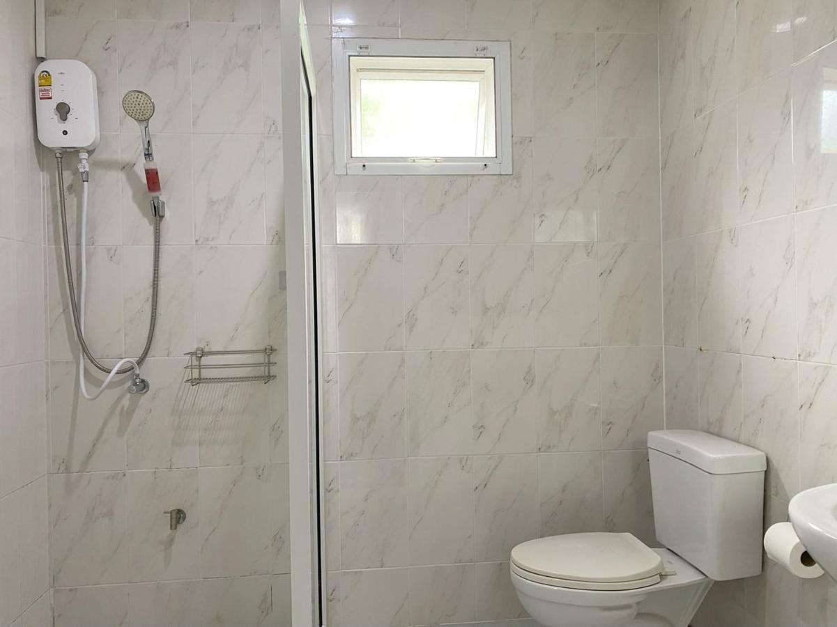 Villa Boxsoon Nimman 2 # 4Beds 3Baths à Chiang Mai Extérieur photo